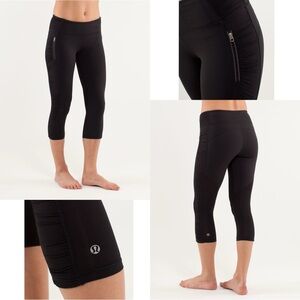 Lululemon Run: In The‎ Sun Crop Black W6720S Retail $88 Size 4